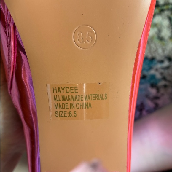 Metallic Hot Pink Heeled Boots w Pointy Toes - Picture 7 of 7